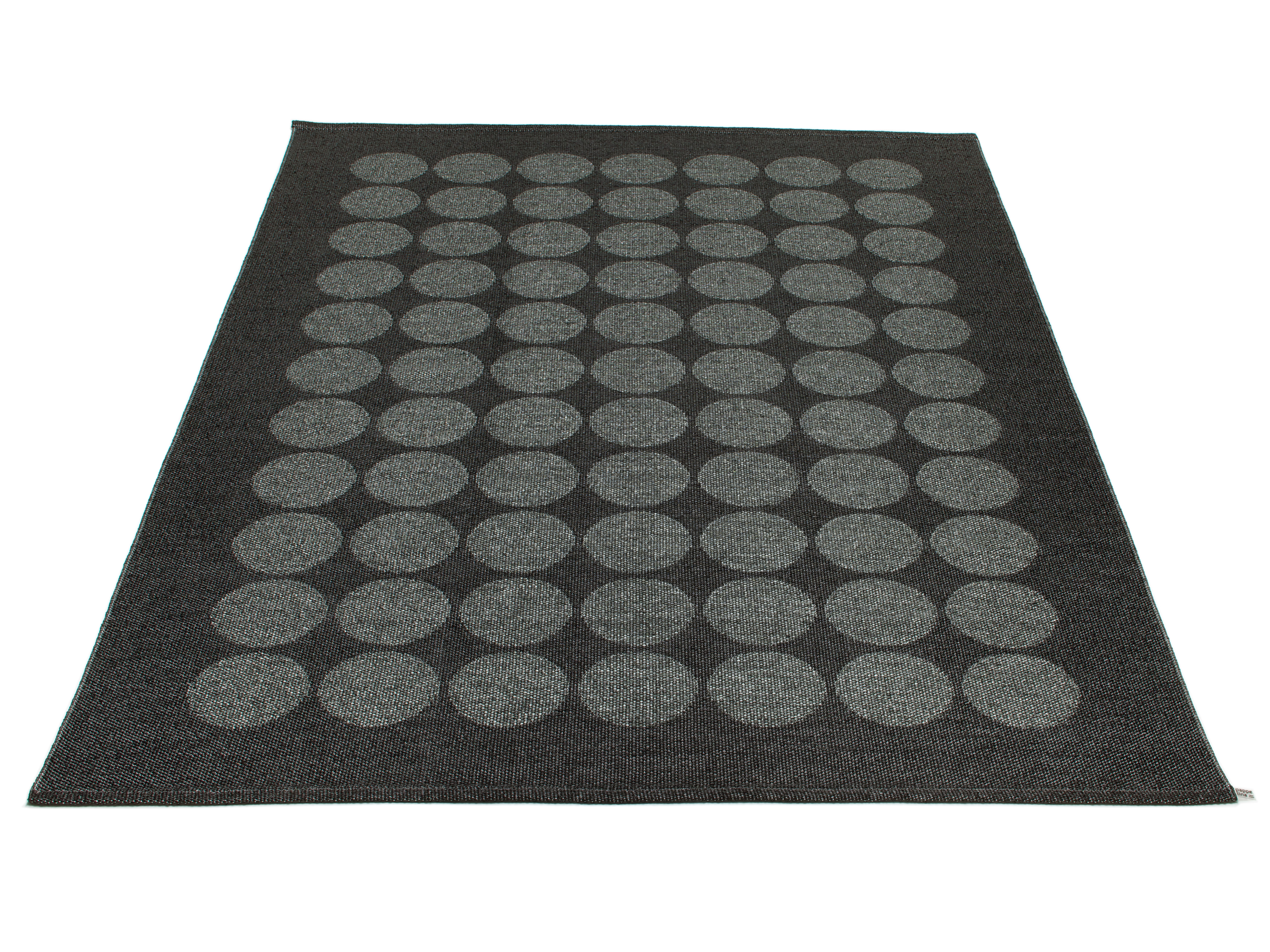 Pappelina - Producten - vloerkleed-Hugo-groot-metallic-black-black