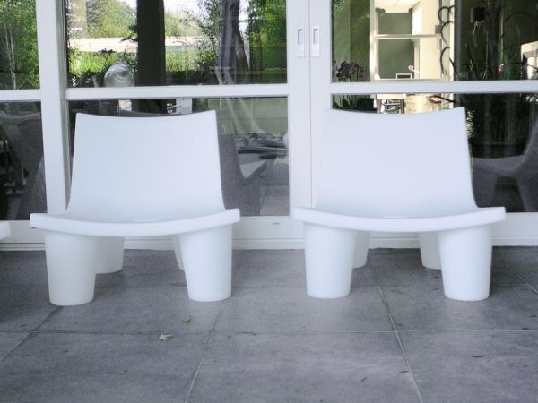 Low-Lita-Chair-Slide-Design-4