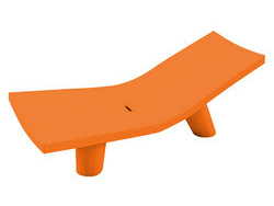 Low-Lita-Loungechair-Slide-Design-10b