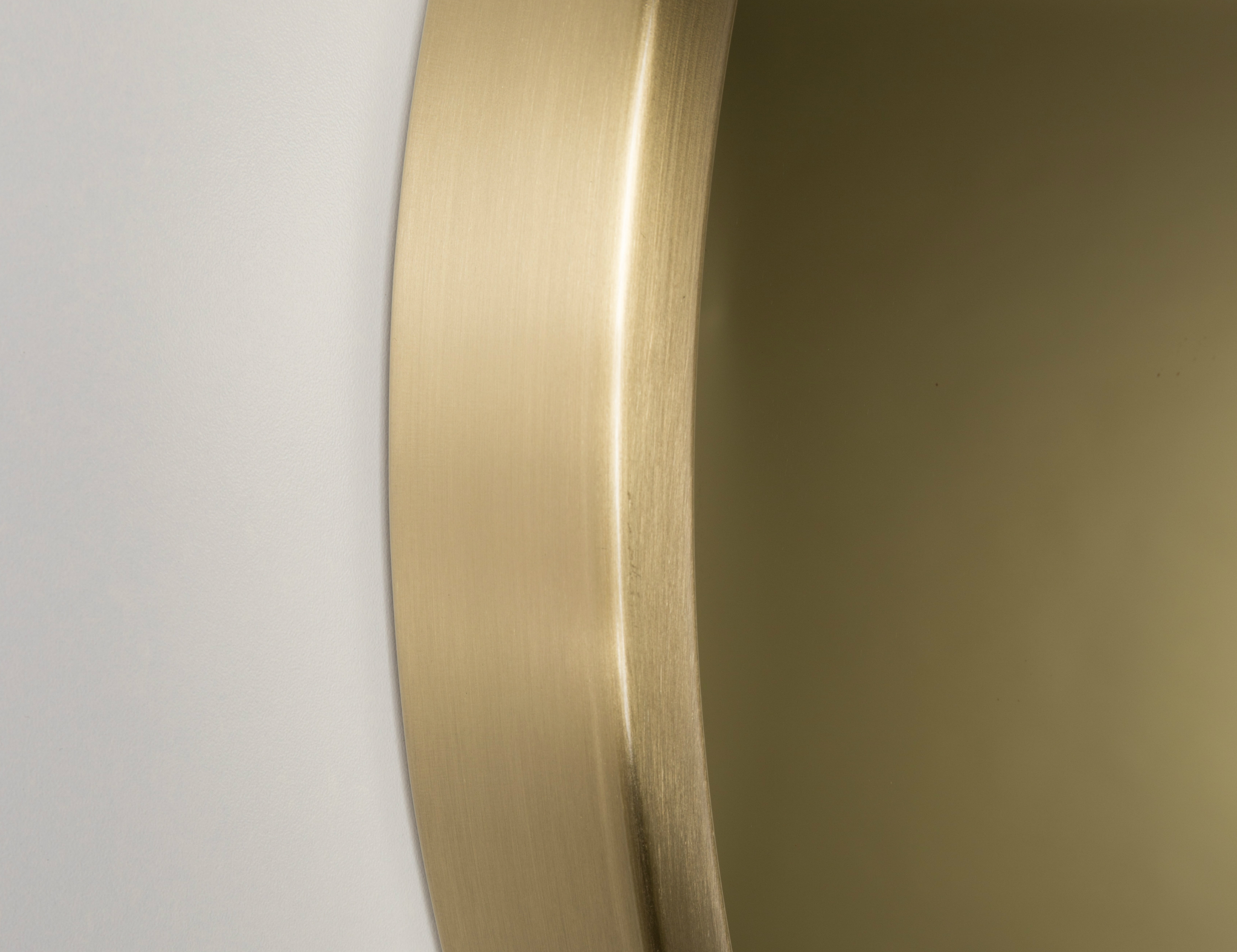 Zuiver-spiegel-Bandit-goud-dm-60-x-d-5-cm-ingezoomd-detail-def